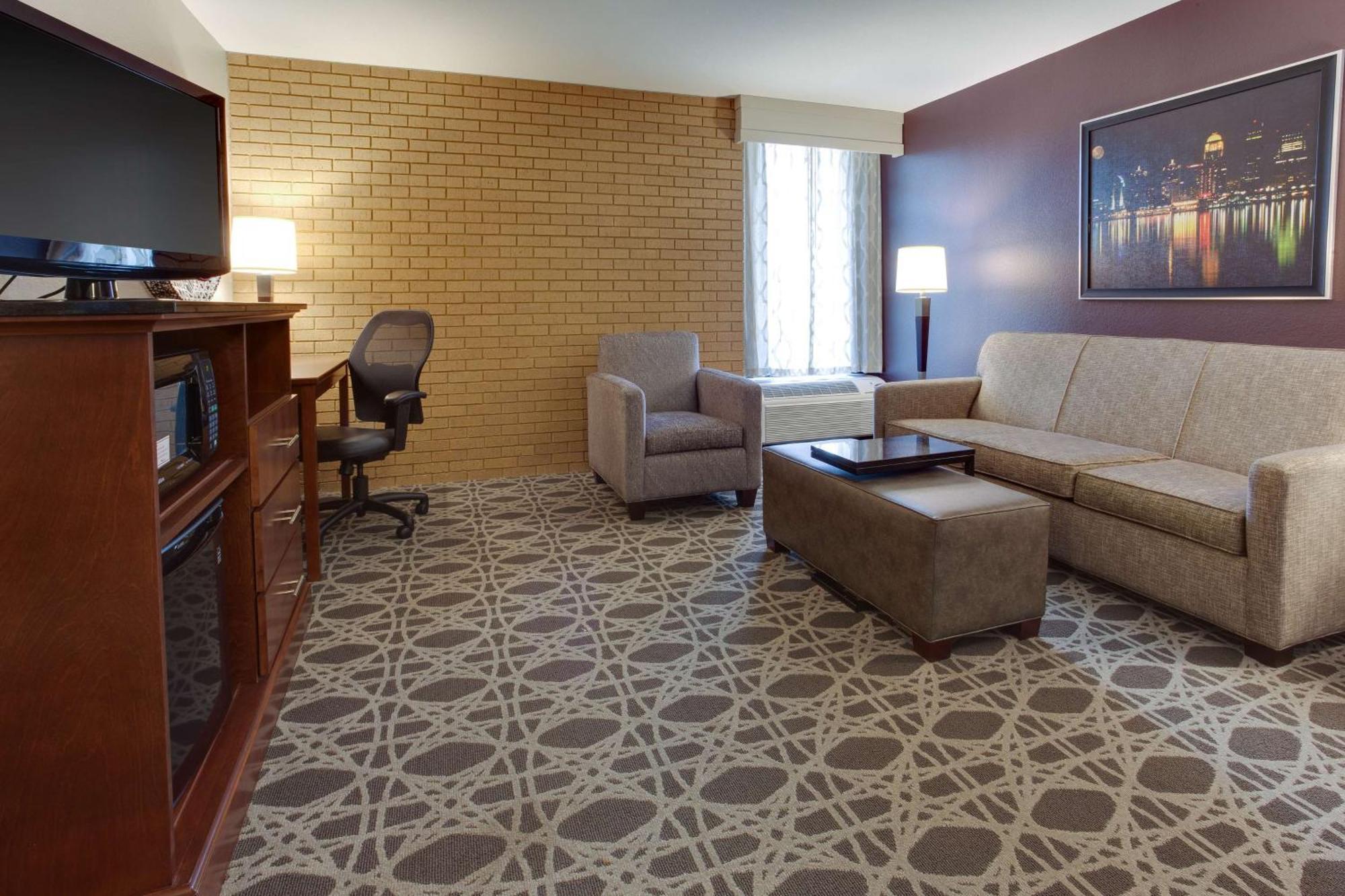 Drury Inn & Suites Louisville East Экстерьер фото