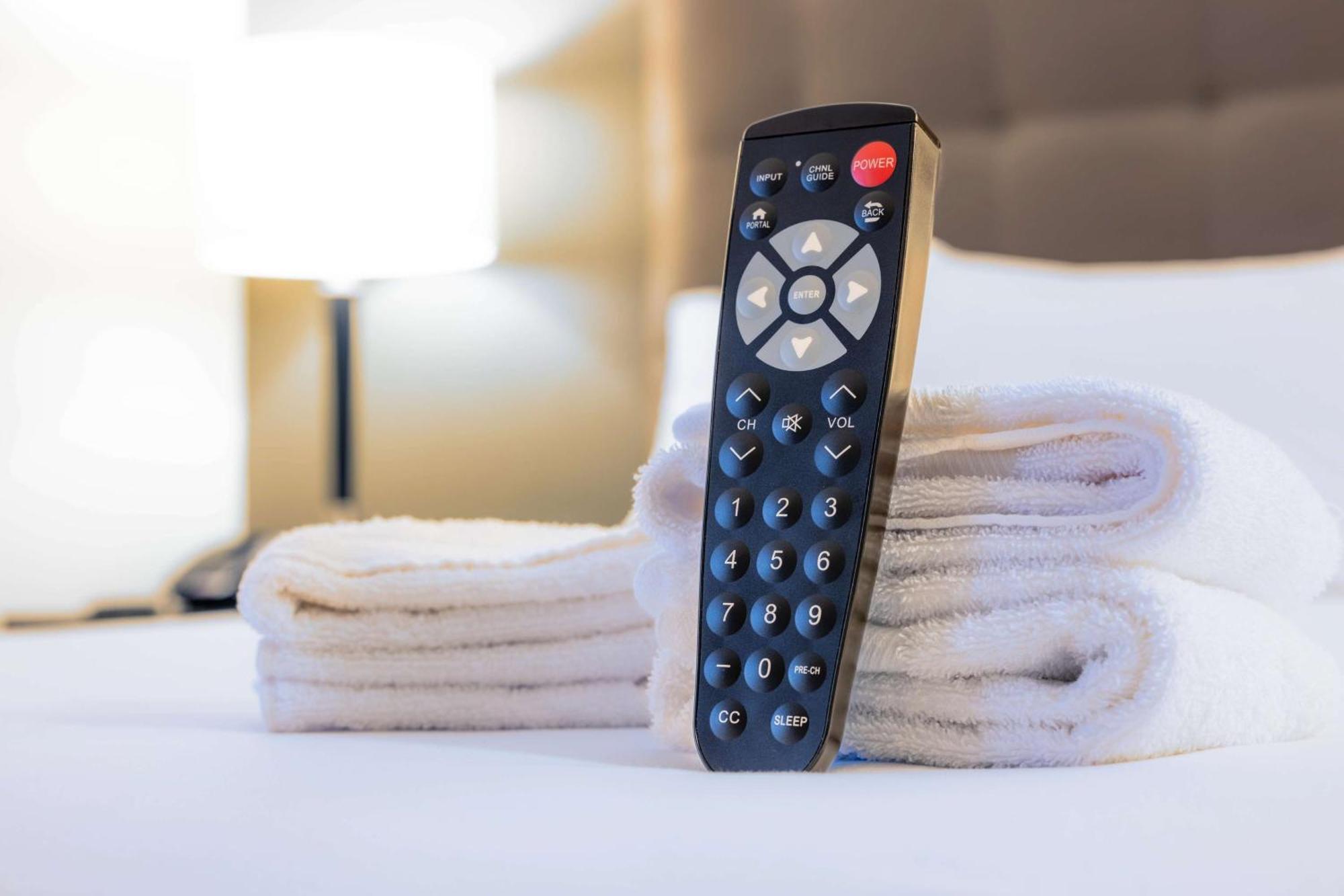 Drury Inn & Suites Louisville East Экстерьер фото
