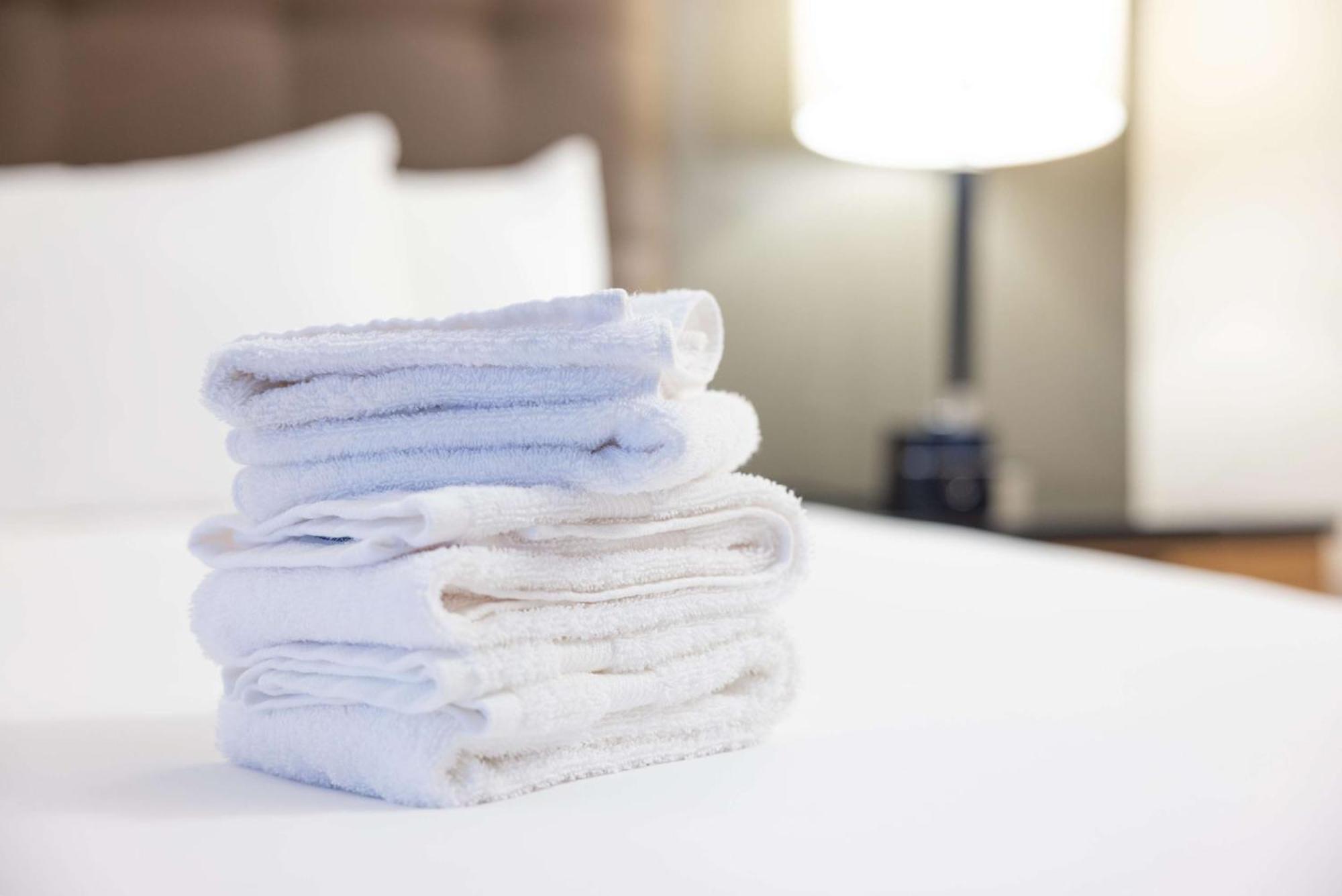 Drury Inn & Suites Louisville East Экстерьер фото