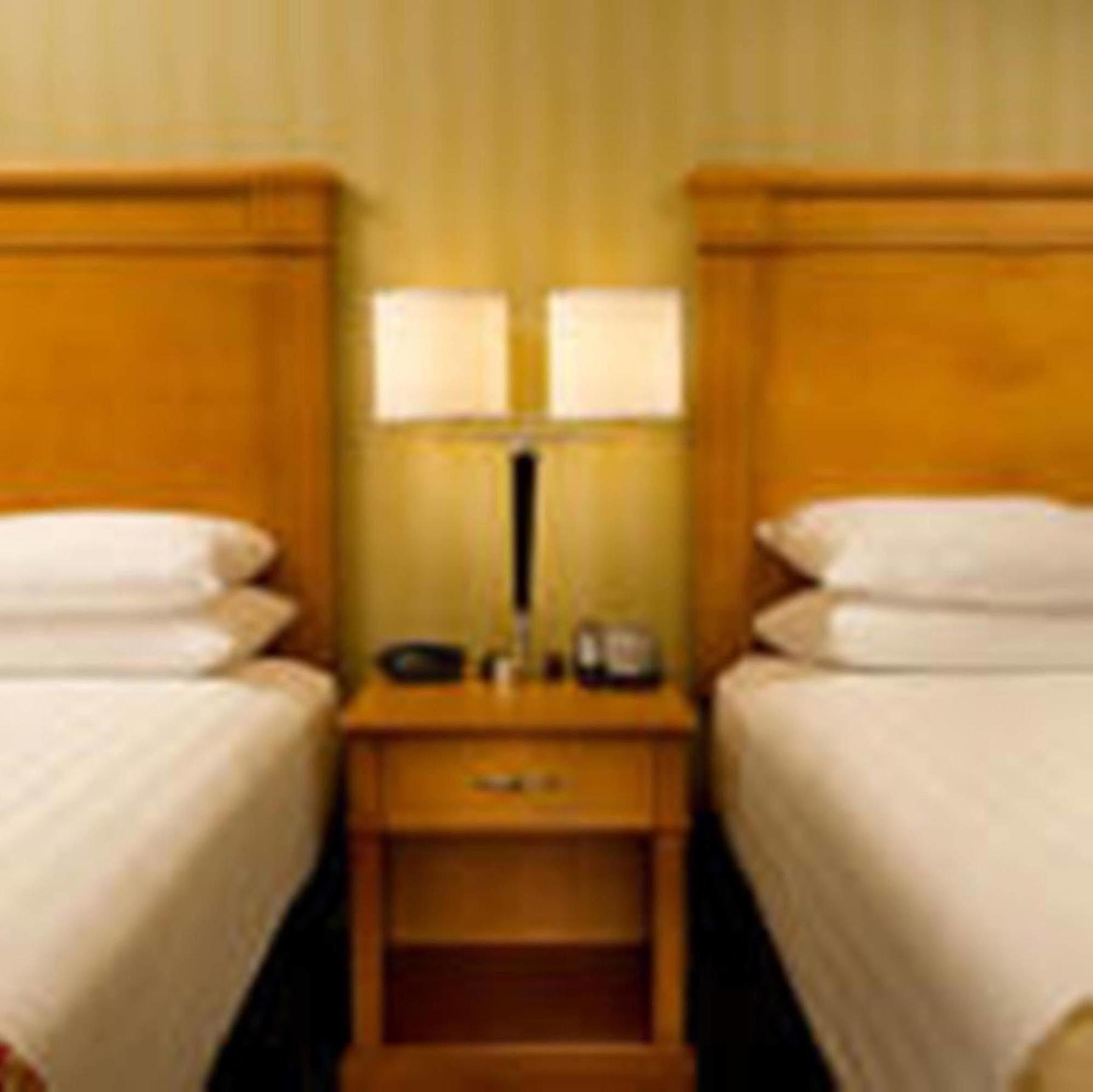 Drury Inn & Suites Louisville East Экстерьер фото